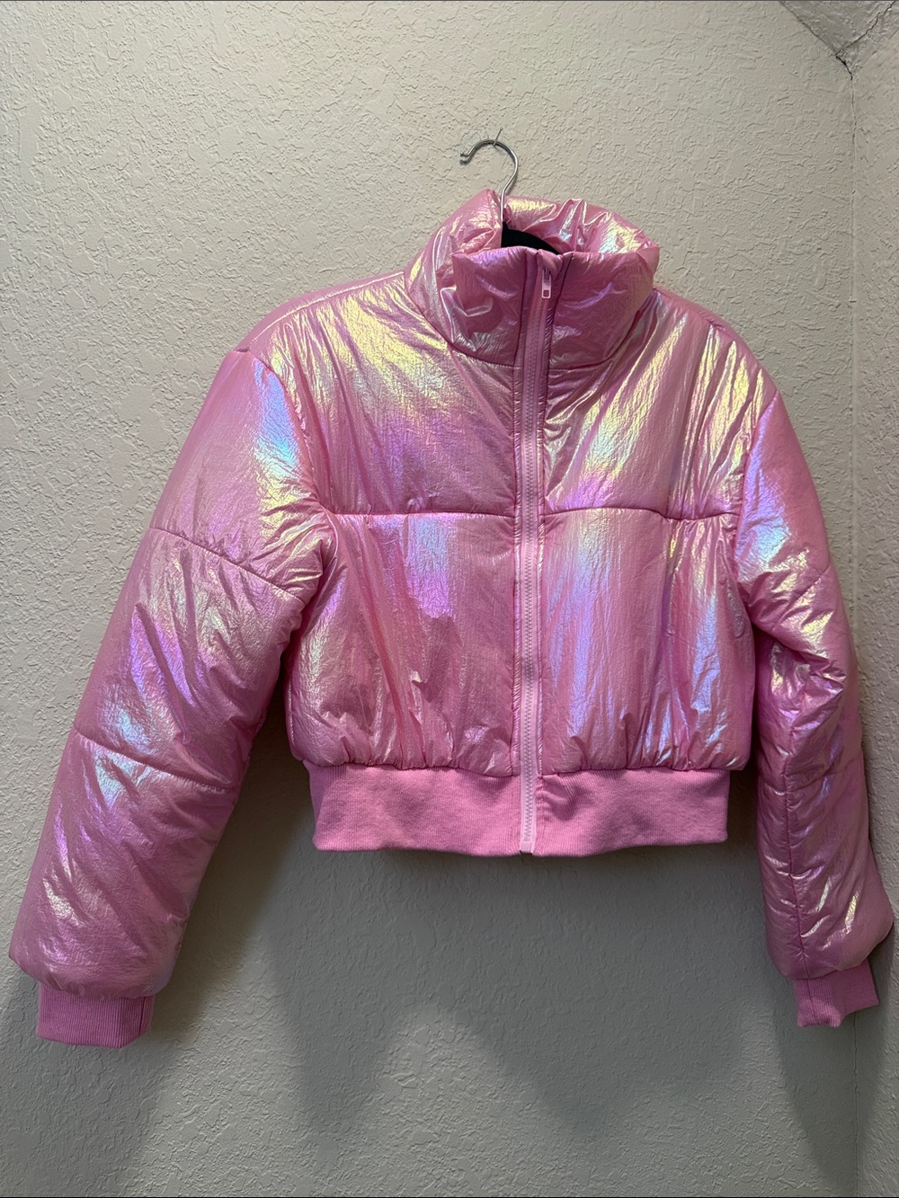 Cropped Iridescent Pink Puffer Jacket, Size L